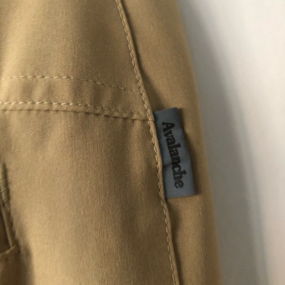 Flannel lined Tan Chinos & Khakis 36x30 relaxed fit travel ready by Avalanche. - Picture 9 of 15